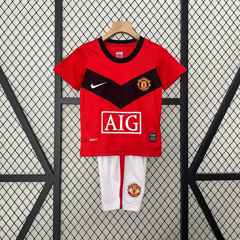 KIT INFANTIL RETRÔ MANCHESTER UNITED HOME 09/10