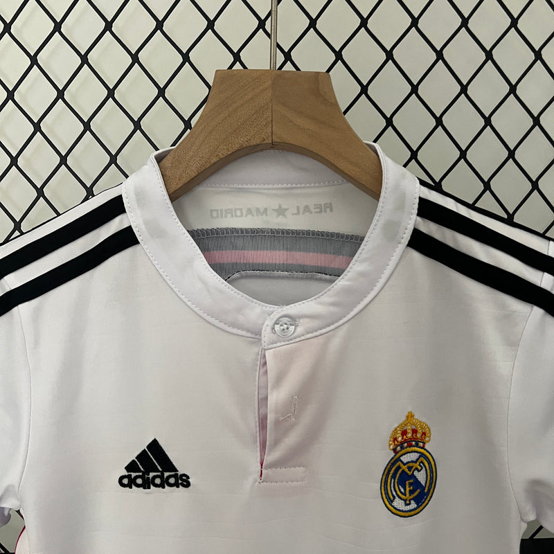 KIT INFANTIL RETRÔ REAL MADRID HOME 14/15