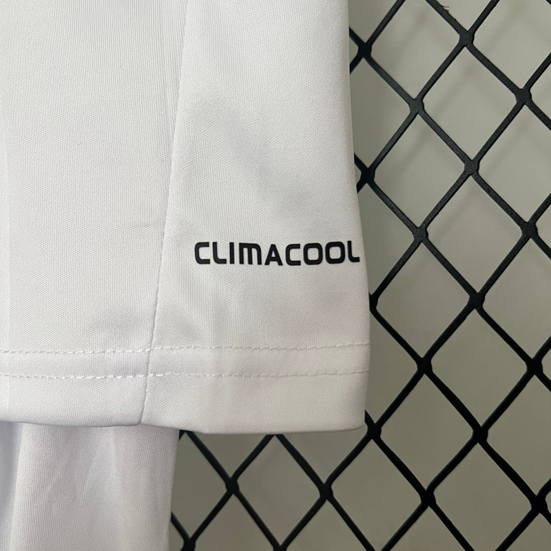 KIT INFANTIL RETRÔ REAL MADRID HOME 12/13