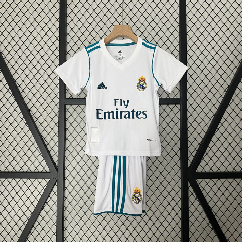 KIT INFANTIL RETRÔ REAL MADRID HOME 17/18