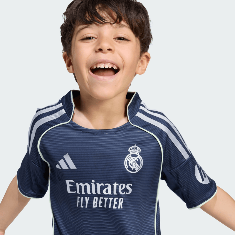 CONJUNTO INFANTIL REAL MADRID RESERVA II 2025/26