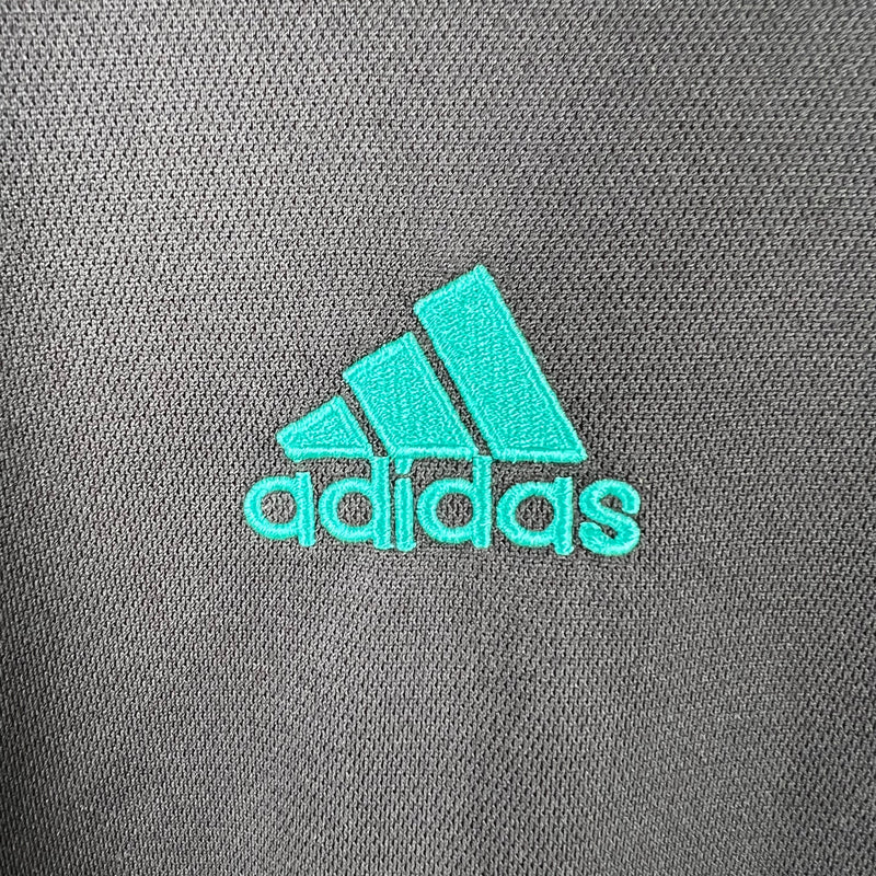 CAMISA REAL MADRID MANGA LONGA RETRÔ AWAY 17/18