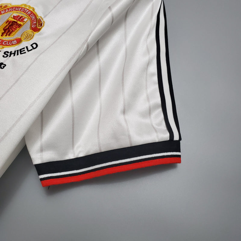 CAMISA RETRÔ MANCHESTER UNITED AWAY 1983