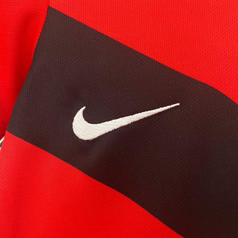 KIT INFANTIL RETRÔ MANCHESTER UNITED HOME 09/10