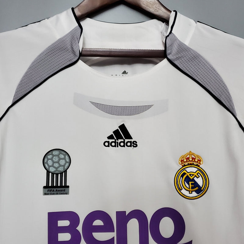 CAMISA RETRÔ REAL MADRID HOME 06/07